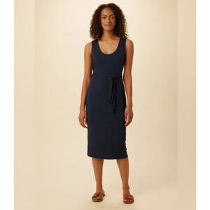 Amour Vert Sheryl Navy Blue Belted Midi Dress Scoop Neck Size Small NEW